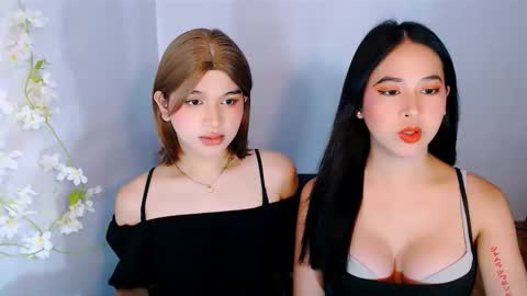 queen lux online show from November 25, 4:47 am