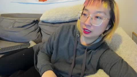 Snapshot of luxgray chatting on January 21, 1:39 am LuxGray online show from January 21, 1:39 am
