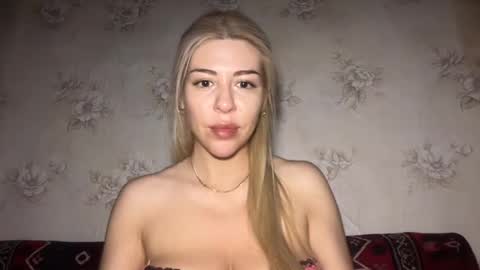 LuxSonyaStar online show from June 30, 8:52 pm