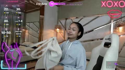 Snapshot of luxury_sweet_ chatting on October 21, 11:03 am luxury online show from October 21, 11:03 am
