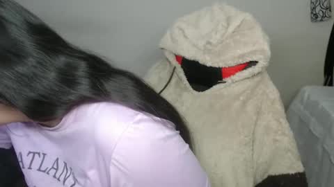 Snapshot of luz_hot_22 chatting on October 17, 12:08 pm britnney online show from October 17, 12:08 pm