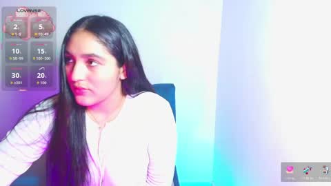 LYA DUBOIS  online show from June 6, 11:22 pm