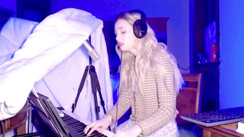 LylacDoll online show from January 15, 1:12 am