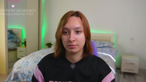 Lylian online show from October 12, 7:33 am