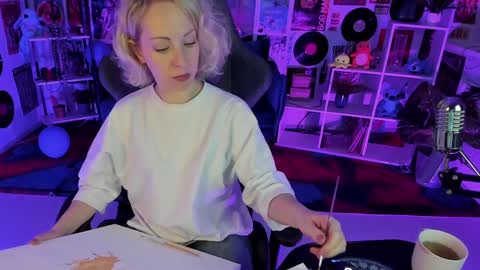 Snapshot of lylithskye chatting on December 11, 8:26 am Lylith Skye NO NUDE model online show from December 11, 8:26 am