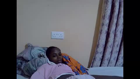 lyn_anna online show from October 28, 6:03 pm