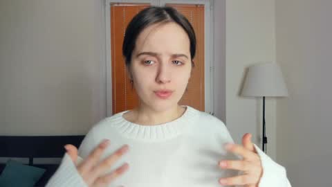 Lina online show from December 14, 6:46 am