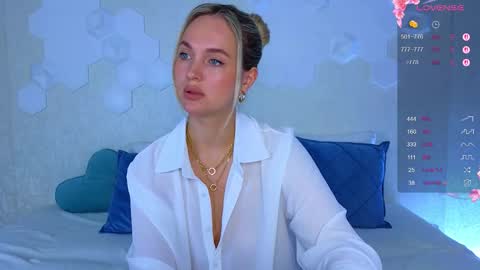 Lana online show from September 11, 3:40 am