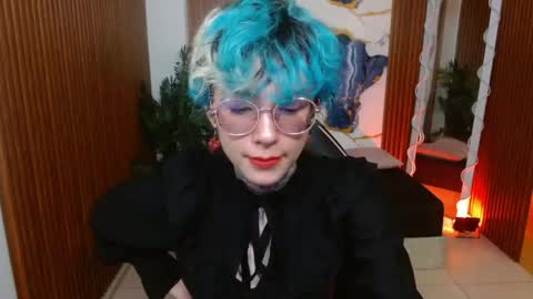 lyra_tay online show from April 24, 7:38 pm