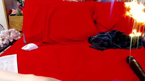 Snapshot of maagda_squirt chatting on February 18, 8:58 pm maagda_squirt online show from February 18, 8:58 pm