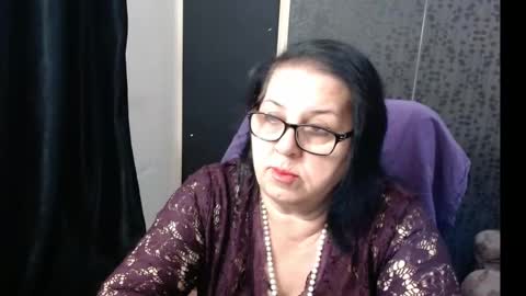 Snapshot of madam_sanjanne chatting on January 15, 2:17 am Madam Sanjanne online show from January 15, 2:17 am