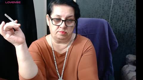 Snapshot of madam_sanjanne chatting on January 16, 10:55 pm Madam Sanjanne online show from January 16, 10:55 pm