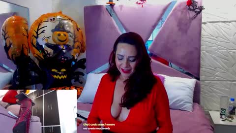 Snapshot of madame_angelic_ chatting on October 16, 5:32 am ANGELIC online show from October 16, 5:32 am