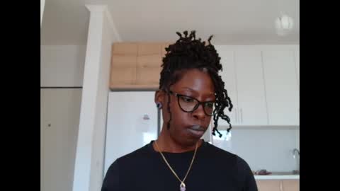 YourMadamIndigo online show from February 21, 10:38 am