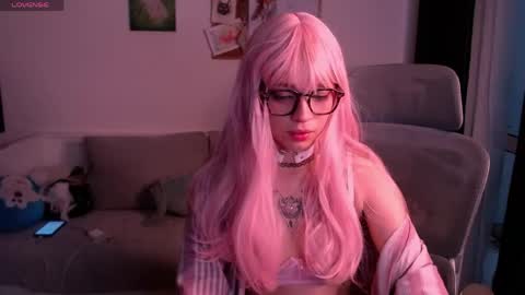 alex online show from April 21, 5:14 am