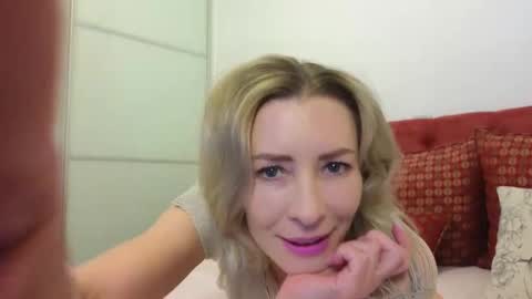 Snapshot of maddalena_ chatting on February 5, 9:29 pm Maddalena online show from February 5, 9:29 pm
