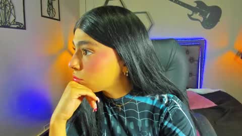 Snapshot of maddiiebrooks chatting on February 22, 2:59 pm Maddie online show from February 22, 2:59 pm