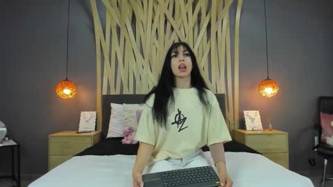 Madisson online show from March 21, 12:10 pm