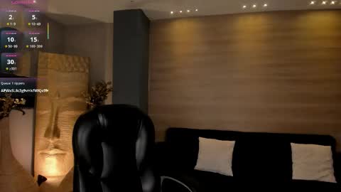 Maddison online show from December 3, 11:29 pm