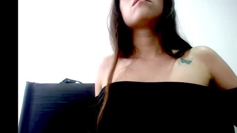 Maddy UwU online show from November 24, 8:55 pm