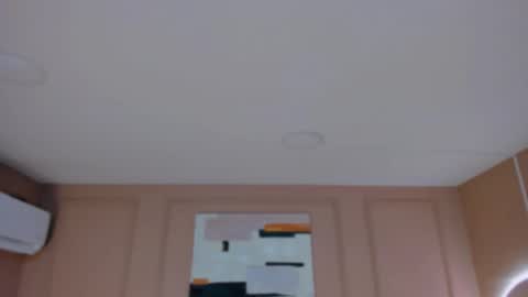 Snapshot of maddy_brooks chatting on December 10, 2:48 am Maddy online show from December 10, 2:48 am