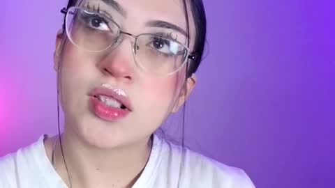 Snapshot of maddyghost chatting on September 26, 10:29 pm   Please followme and rate me your thumbs up online show from September 26, 10:29 pm