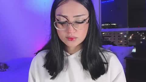 Snapshot of maddyghost chatting on October 24, 1:01 am   Please followme and rate me your thumbs up online show from October 24, 1:01 am