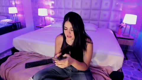 Maddy online show from March 24, 11:48 am