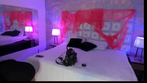 Maddy online show from October 21, 11:36 am