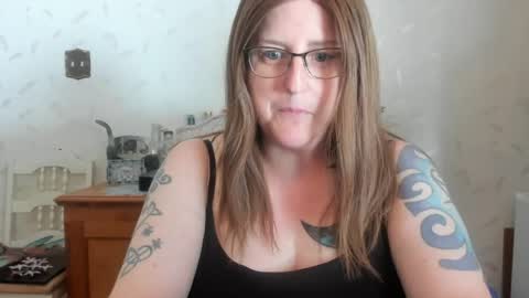 madelinebeau online show from June 21, 11:09 pm