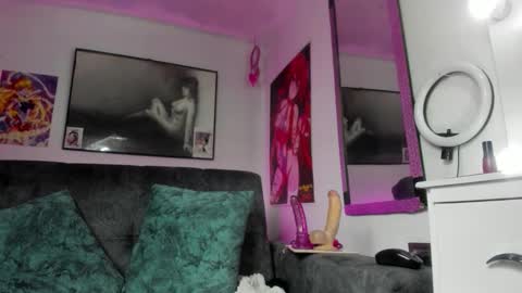 Madelyn. online show from November 18, 11:26 pm