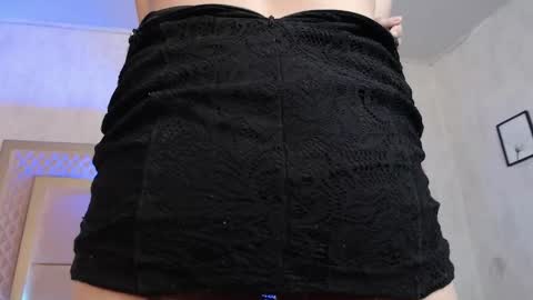 madhison_5 online show from May 3, 1:03 pm
