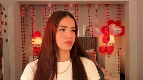 Snapshot of madie_collins7 chatting on February 7, 12:06 pm Madie online show from February 7, 12:06 pm