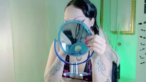 madison_jacksonn online show from July 25, 9:22 pm