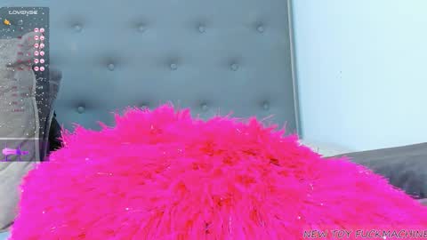 Snapshot of madison_milan chatting on September 18, 3:05 am online show from September 18, 3:05 am