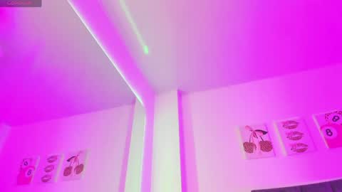 Madison Rosee online show from April 27, 12:19 am