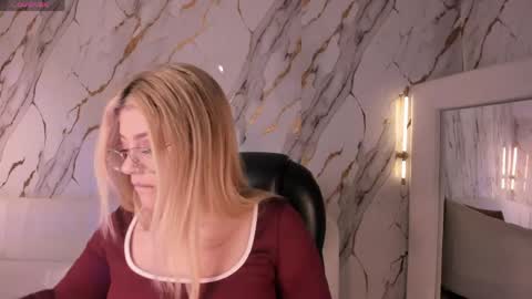 Madison Kane online show from June 7, 11:28 am