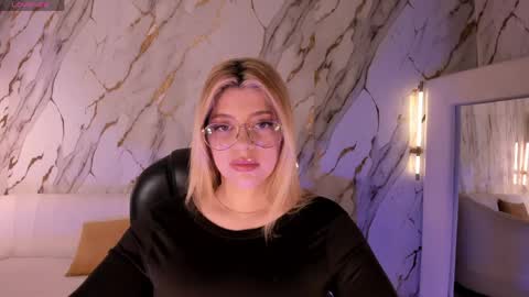 Madison Kane online show from June 6, 11:27 am