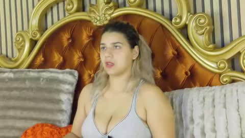 madisonrusso online show from December 14, 8:53 am