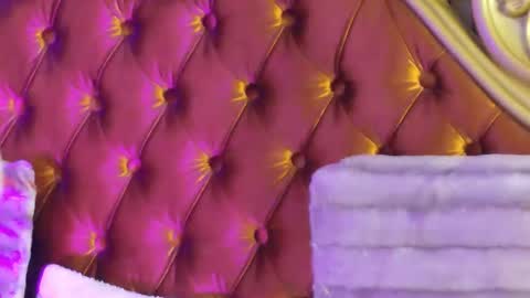 madisonrusso online show from January 11, 9:47 am