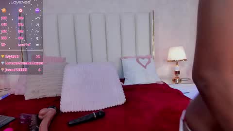 madissonbonny_ online show from April 22, 9:45 pm