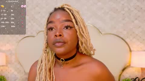 Madisson Lopez online show from November 24, 3:52 am