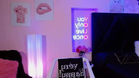 madyy_star online show from June 11, 2:53 am