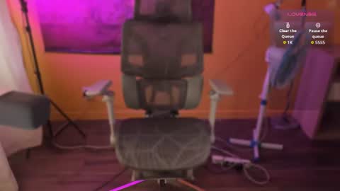 Maevee online show from July 3, 10:10 am