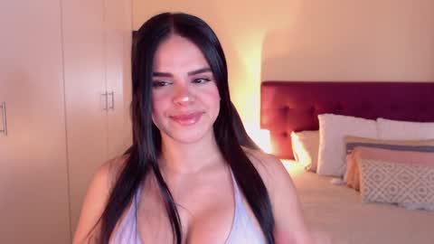 Snapshot of mafer_meow chatting on January 6, 8:28 pm Mafer Flor online show from January 6, 8:28 pm
