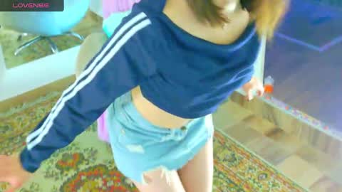 Snapshot of magali_11 chatting on September 26, 8:17 pm magali online show from September 26, 8:17 pm