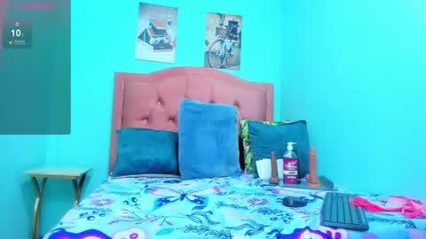 maggy_big_tits online show from March 5, 1:23 am
