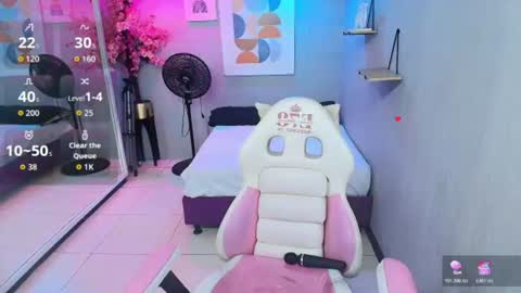 Maggy online show from June 11, 3:14 am