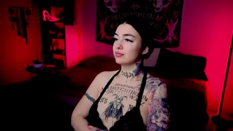 Magic Allie online show from April 22, 8:17 pm