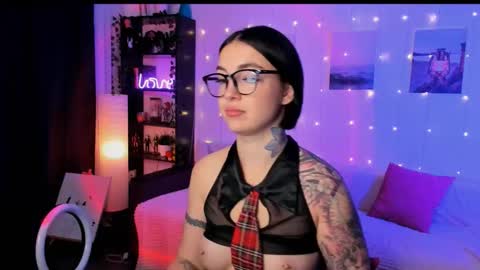 Magic Allie online show from November 22, 4:26 am